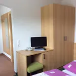 Zimmervermietung Babsy Frühstückspension 4*