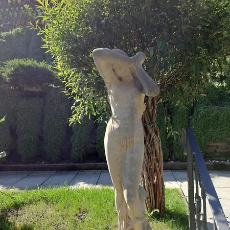 Alojamento de Acomodação e Pequeno-almoço Zimmervermietung Babsy 4*