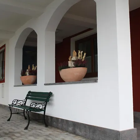 Bed and Breakfast Zimmervermietung Babsy 2*