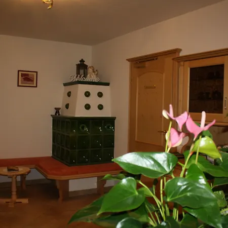 Zimmervermietung Babsy Alojamento de Acomodação e Pequeno-almoço Zell am See