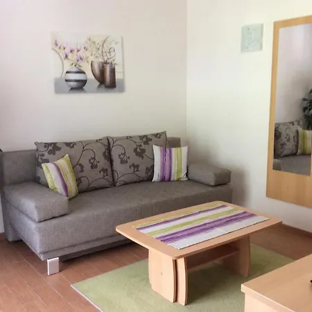 Alojamento de Acomodação e Pequeno-almoço Zimmervermietung Babsy