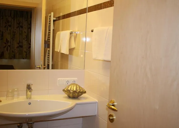 Frühstückspension Zimmervermietung Babsy 4*