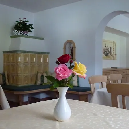 Zimmervermietung Babsy Bed and breakfast 4*